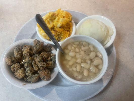 Vegetable plate. (I know baked macaroni and cheese is t a vegetable, lol)