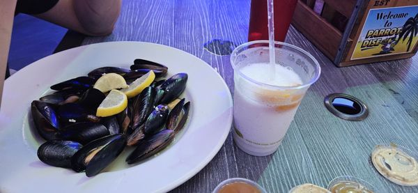 Mussels & Pina Colada