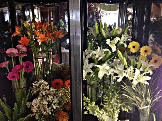 Fresh Flowers Arriving Daily