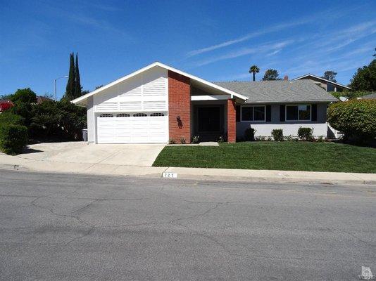 725 San Andres, Thousand Oaks Sold by Nelson Buss