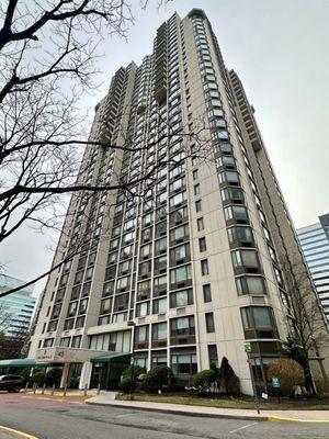 Newport/PATH - Studio listing at 45 Riverside Dr S, Jersey City NJ