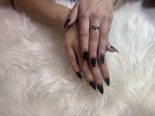 Mimi nails Mount Juliet