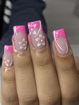 Savvy Nails & Spa