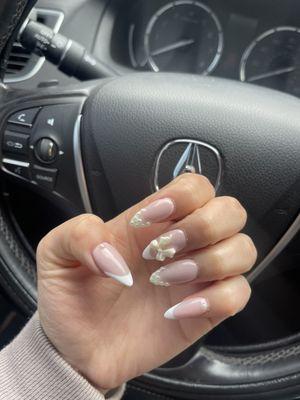 gel x manicure, french tip w design