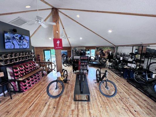 Deep Creek e-Bikes