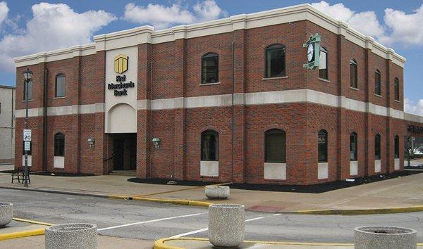 First Merchants Bank on East Washington Street in Shelbyville IN