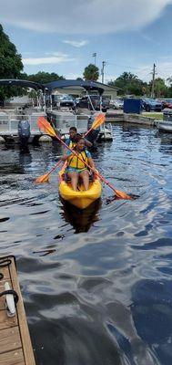 Very kind staff and instructions were very helpful when those boats pass by! High recommended!