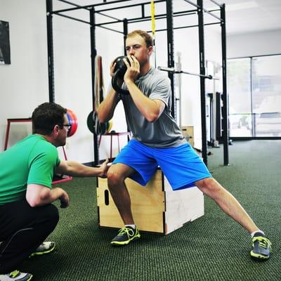 Jordan Spieth training with Damon Goddard.