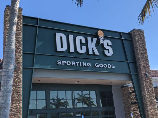 Dick's Sporting Goods