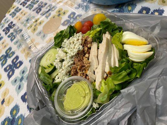 Grab & go Cobb salad