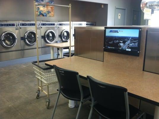 Inside Laundry Land 1344 N. 27th Street