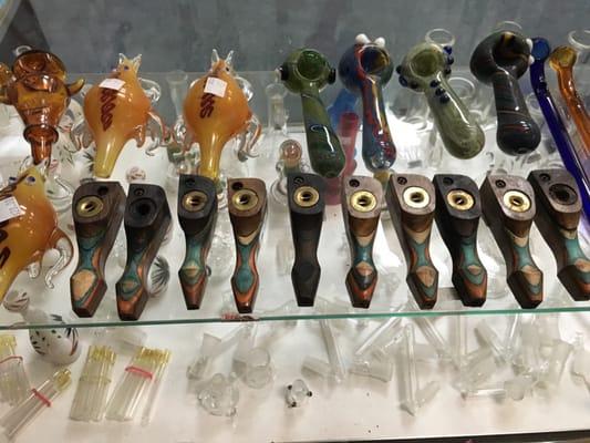 Hand pipes