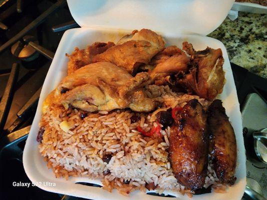 Stewed chicken, rice & peas, & Plaintains