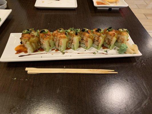 Spicy Mama roll