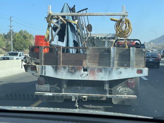 Following this thing on the 90 with ZERO working brake lights