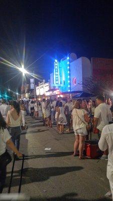 2018 White Linen Night in the Heights! What a turn-out! 100% walkability!