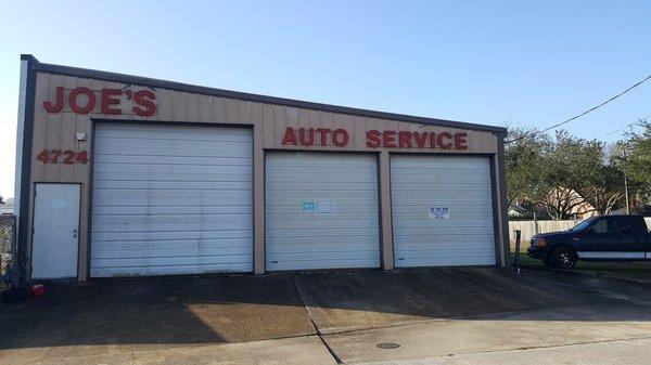 Joe's Auto Service