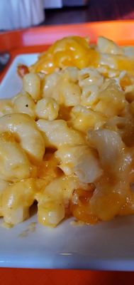 Mac n cheese.