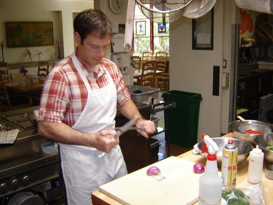 Food Network Host, Chef Joey Altman prepares a meal for Maitri residents