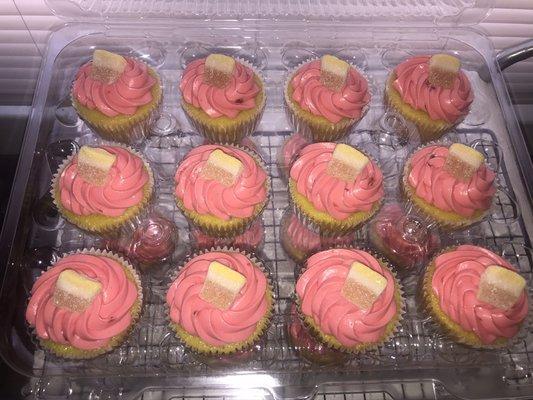 Strawberry Lemonade Cupcakes