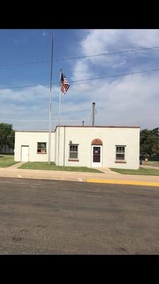 Cunningham Public Library