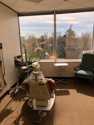 Dental Patient room - Patrick V. Nicosia, DDS