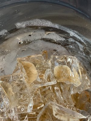 Filthy Ice in my cocktail! GROSS!