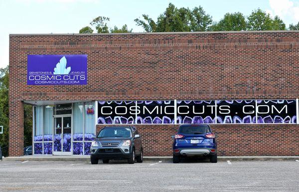 Exterior of Cosmic Cuts (Metaphysical Shop, Rock Shop, Crystal Shop, Spiritual Shop)