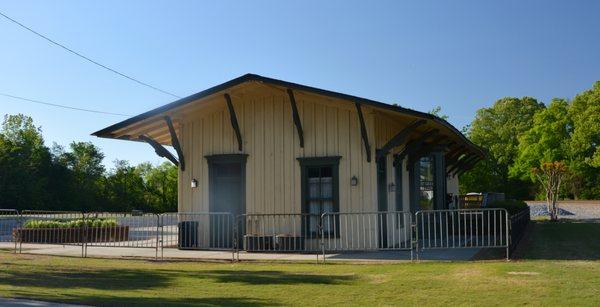 Depot Park - Site of Food Truck Rallys every Mon, May thru Sept