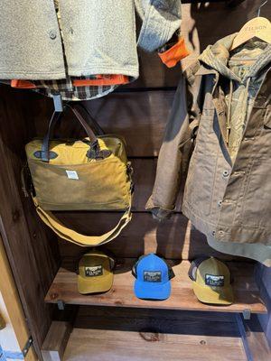 Filson has arrived in Los Angeles! What a great cozy and curated store for what every Angeleno needs!