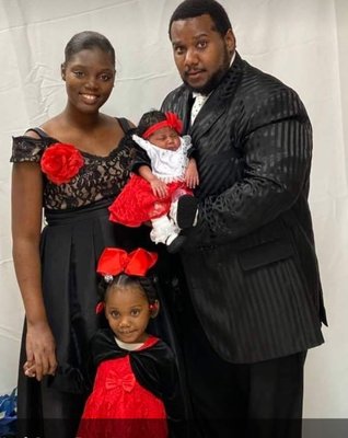 Pastor Markell and First Lady Burnette and family