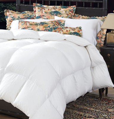 Handcrafted German Batiste Comforter, 900 Fill Power European Goose Down