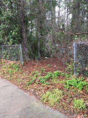 Don't go to the address listed on Google, it leads nowhere, the entrance is behind the church just east of this gate.