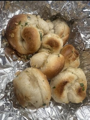 Garlic knots