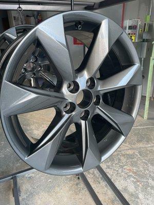 OEM Lexus RX 350 wheel in Evo Gray