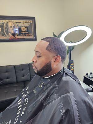 The Kingz Throne Barbershop