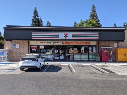 7-Eleven