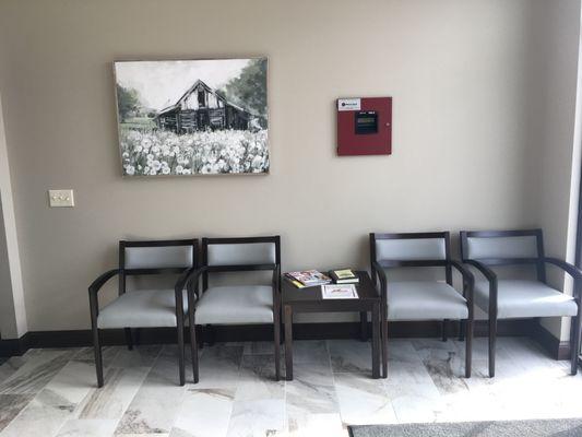 Physical therapy clinic eastern Sioux Falls. Reception seating for patients.