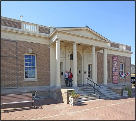 The museum building at the corner of Ave F and 7th street (State Highway 35)