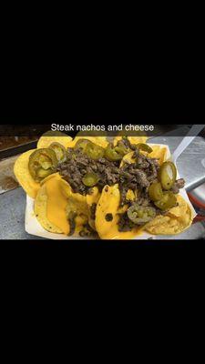 Steak nachos and cheese