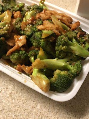 Dry chicken and broccoli with no side sauce as requested