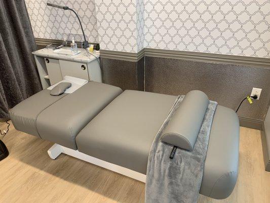 Take a 'Lash Nap' in one of our treatment beds. :-)