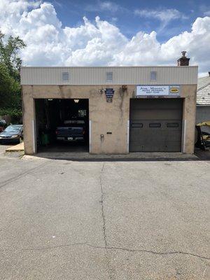 Moore's Auto Repairs