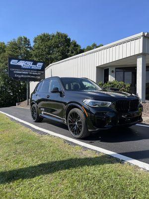 BMW X5 M50i