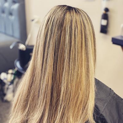 Color and 3D balayage