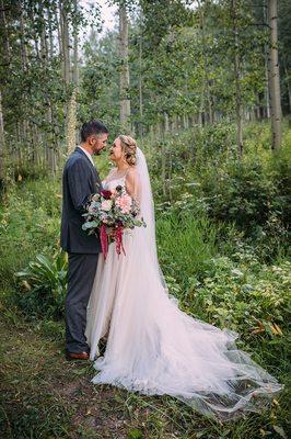 Adventure Elopements & Intimate Wedding Photography | https://jenneanne.com/