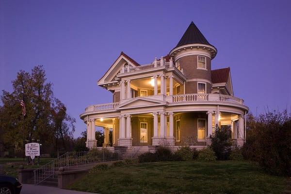 Wall Manor, near Cairo in So. Illinois