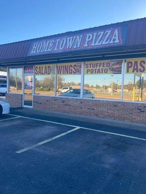 Hometown Pizza