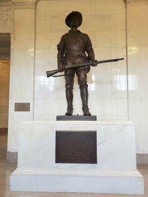 A memorial to Alabama veterans who served in the Spanish-American War