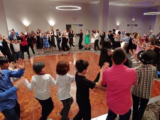 Our danceleader leading the Israeli dance, "Zemer Atik" at a bar mitzvah